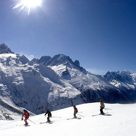 Apartment Le Pied Du Brevent - Walk To Ski Lift, Chamonix Getaway Luaran gambar