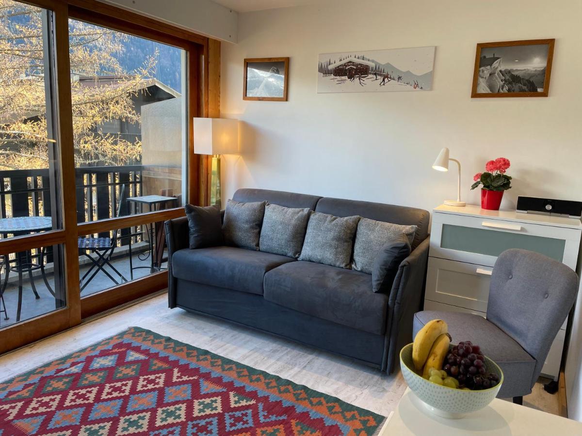 Apartment Le Pied Du Brevent - Walk To Ski Lift, Chamonix Getaway Luaran gambar