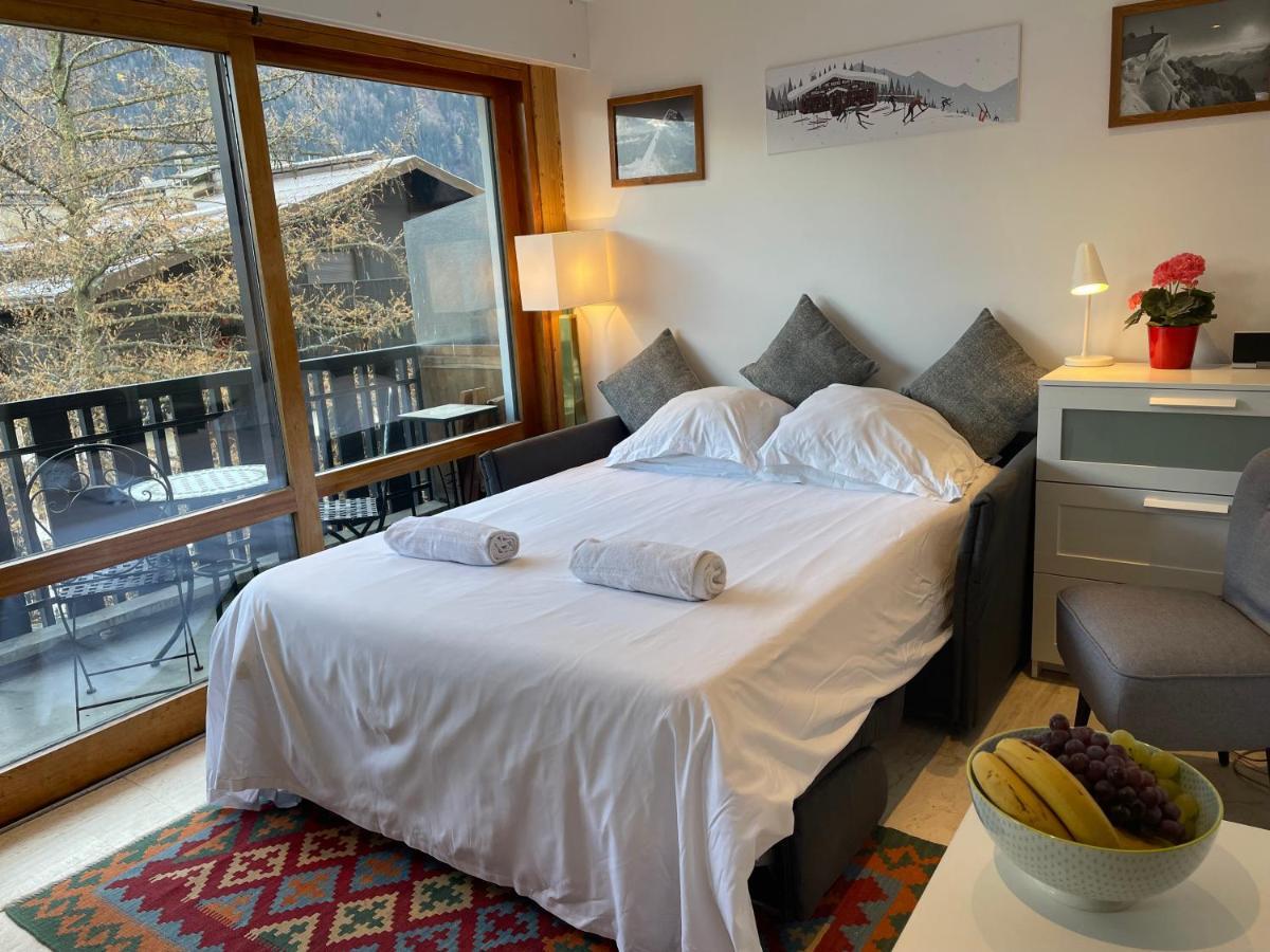 Apartment Le Pied Du Brevent - Walk To Ski Lift, Chamonix Getaway Luaran gambar