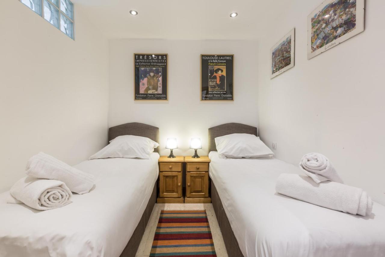 Apartment Le Pied Du Brevent - Walk To Ski Lift, Chamonix Getaway Luaran gambar